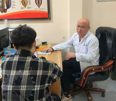 常州市|男科医师高朋磊：守护男性健康，专业男科诊疗